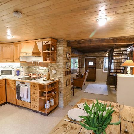 Вилла Brooklands Chedworth Экстерьер фото